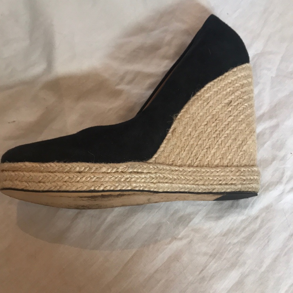 “FERRAGAMO” “Bernie” Black Espadrille Wedges. - Picture 10 of 16
